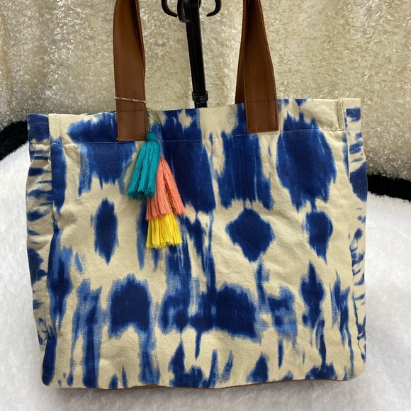 Laguna Beach Tote, Blue & Ivory Denim Tie Dye EUC - Picture 5 of 9